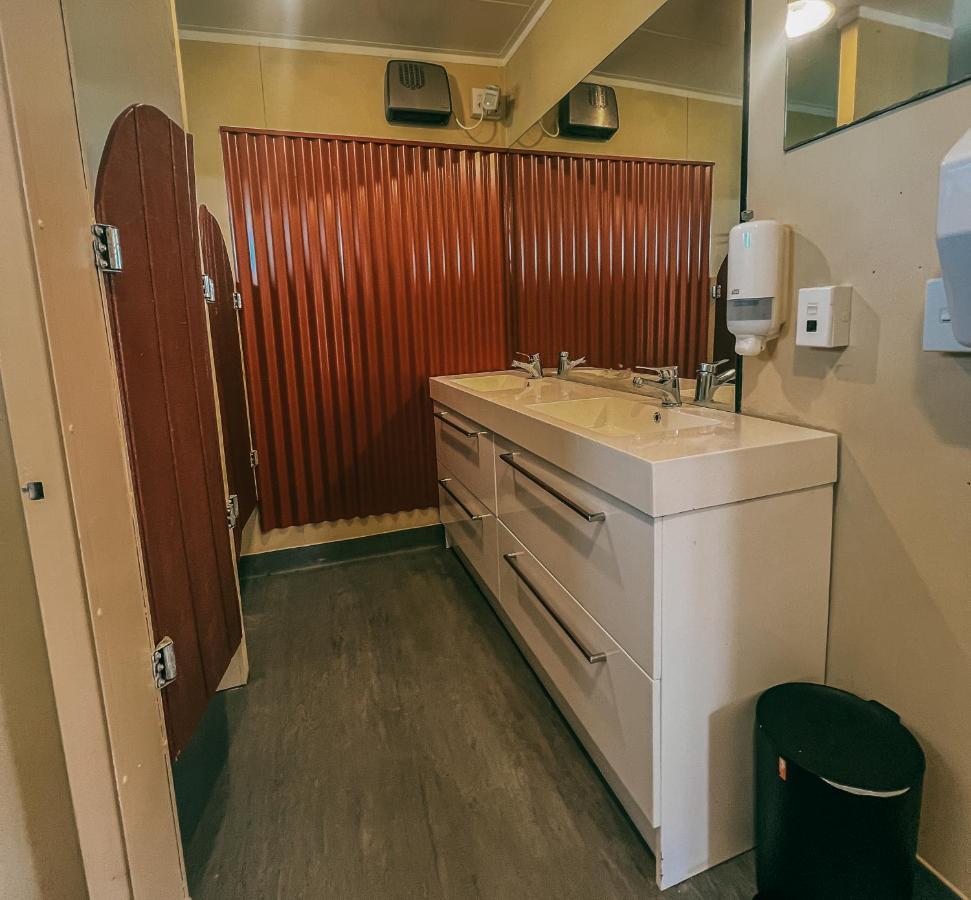 Lake Mahinapua Hotel Ruatapu 외부 사진